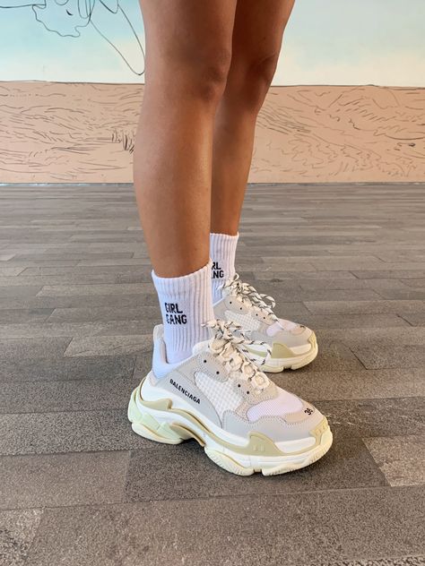 balenciaga 39 triple s